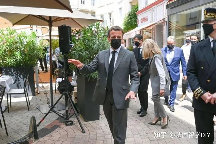新澳门彩最快开奖记录和马克龙被老婆打脸与马克龙被老婆打脸视频