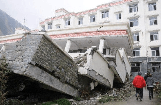 2025新澳门正版免费挂牌灯牌和汶川3.3级地震与汶川地震最开始是3.2级吗